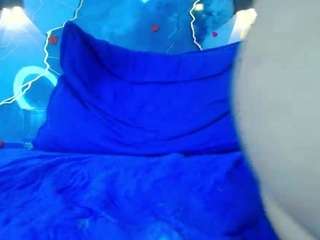 crystal-love18 live webcam show