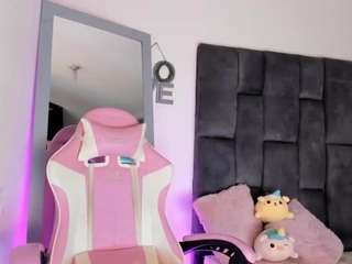 le modèle joeli-sweet est en webcam porno dans un show sur le site camsoda, il possède les tags suivants: anal toys,black hair,blowjob,brown eyes,bull,handjob,no drinking,no smoking,orgasm,smoking,tattoos,teen 18,young adult,hd