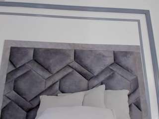 Live webcam model linacarvelli on Soda Cams