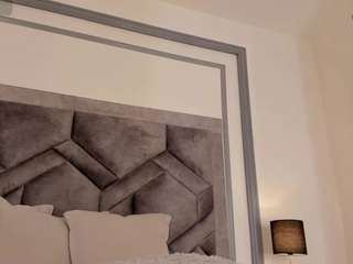 le modèle linacarvelli est en webcam porno dans un show sur le site camsoda, il possède les tags suivants: average,orgasm,toys,tiny tits,tattoos,striptease,sex toys,pov,no smoking,blowjob,no drinking,milf,middle aged,lovense,doggy style,dildo or vibrator,brown eyes,hd,milf