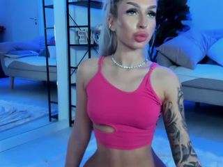 Эта модель сейчас онлайн. ariannaxo