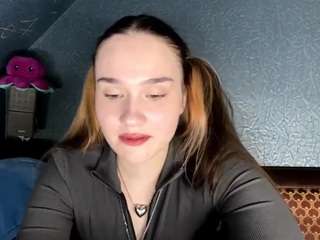 Live webcam model edythlawlis on Soda Cams