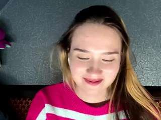 edythlawlis's CamSoda show and profile