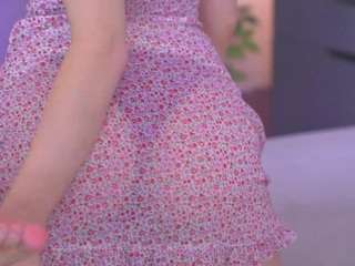 Live webcam model heybecky on Soda Cams