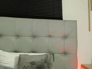 Live webcam model kimygrey on Soda Cams