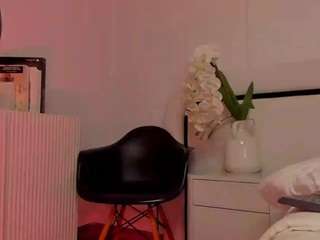 liia-sweet 1 live webcam