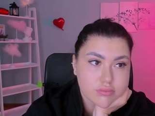 lucy-halo Live Webcam on CamSoda