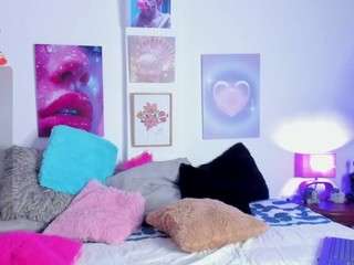 Live webcam model nahiara-santana on Soda Cams