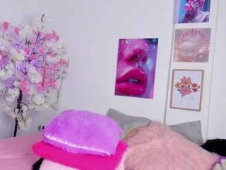 Live webcam model nahiara-santana on Soda Cams