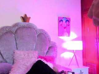 nahiara-santana's live room