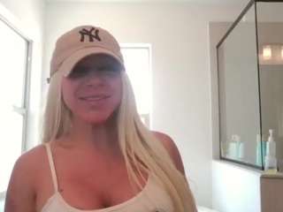 pamelasanderson