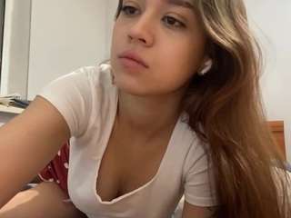 Live webcam model pearlieszumski on Soda Cams