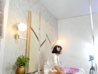 le modèle picsis-egypt-delmar est en webcam porno dans un show sur le site camsoda, il possède les tags suivants: ahegao,ass bouncing,black hair,body massage,brown eyes,camel toe,flashing,lovense,natural,skinny,small tits,toys,hd