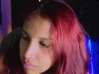 Live webcam model saphiire on Soda Cams