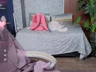 le modèle saphiire est en webcam porno dans un show sur le site camsoda, il possède les tags suivants: brown eyes,normal,young adult,twerk,toys,teen 18,striptease,spank,smoking,skinny,red hair,public,pov,natural,cock rating,naked,lovense,handjob,hairy pussy,facial piercings