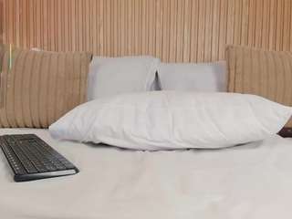 yalezka live webcam show