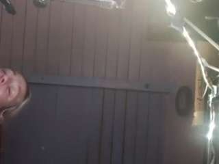 89madambee68 live webcam show