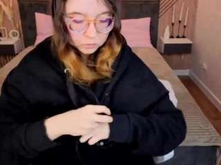 aleks-caster, recent webcam model, live from Camsoda