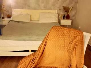 Aleks live cam preview