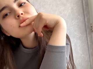 le modèle alysiamerkowitz est en webcam porno dans un show sur le site camsoda, il possède les tags suivants: average,black hair,blowjob,brown eyes,fingering,full nudity,pov,small tits,teen 18,young adult,hd