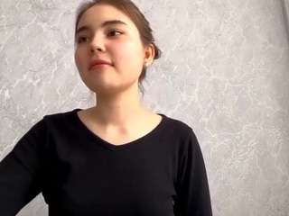 le modèle alysiamerkowitz est en webcam porno dans un show sur le site camsoda, il possède les tags suivants: average,black hair,blowjob,brown eyes,fingering,full nudity,pov,small tits,teen 18,young adult,hd