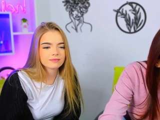 Live webcam model ameliaa-sweet on Soda Cams