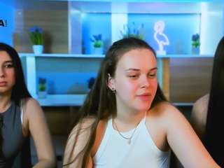 le modèle ameliaa-sweet est en webcam porno dans un show sur le site camsoda, il possède les tags suivants: amateur,sexy,young adult,white,teen 18,tease,striptease,strip,spank,solo show,snapchat,slave,skinny,normal,ass,lush,heels,flat chested,feet,drinking