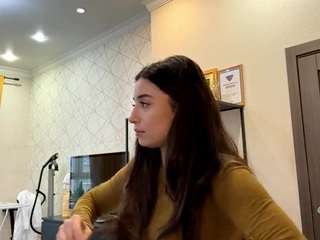 Live webcam model arlynedavitt on Soda Cams