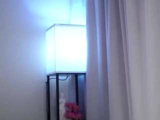 Live webcam model ashlytokuoka on Soda Cams