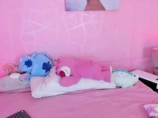 camiabril live webcam show