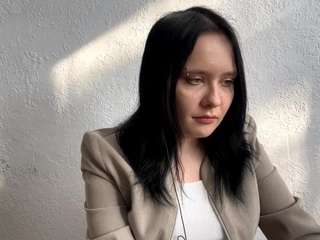 Live webcam model claudiekrallis on Soda Cams