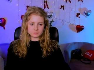 clery-moon Live Webcam on CamSoda