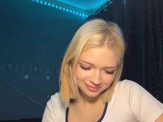 Live webcam model francesphelka on Soda Cams