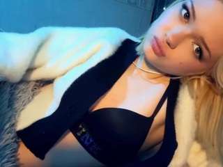 le modèle francesphelka est en webcam porno dans un show sur le site camsoda, il possède les tags suivants: ahegao,solo,no drinking,no smoking,orgasm,public,pussy,role play,sexy,shaved pussy,skinny,spank,naked,squirter,strip,striptease,tattoos,tease,teen 18,tiny tits