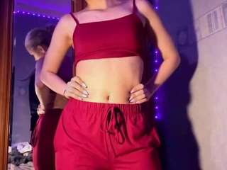 francesphelka's CamSoda show and profile