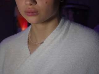 francesphelka Live Webcam on CamSoda