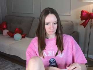 le modèle kitten69katye est en webcam porno dans un show sur le site camsoda, il possède les tags suivants: ass bouncing,black hair,young adult,twerk,toys,teen 18,tease,tattoos,striptease,strip,spanking,spank,skinny,shaved pussy,sexy,sex toys,pussy,nature,natural,blowjob