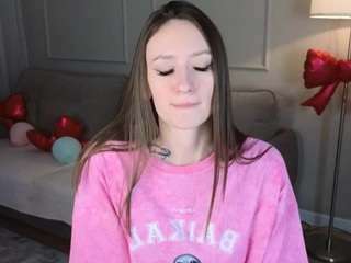 Live webcam model kitten69katye on Soda Cams