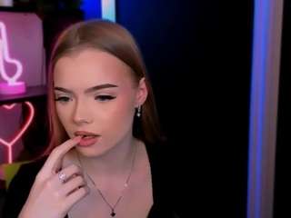 maddy-moah live cam profile