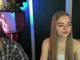 le modèle maddy-moah est en webcam porno dans un show sur le site camsoda, il possède les tags suivants: blonde hair,drinking,feet,long hair,skinny,small tits,smoking,teen 18,young adult,hd