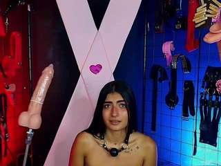 Live webcam model masterrbdsm2 on Soda Cams