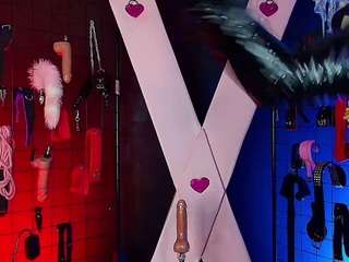 Live webcam model masterrbdsm2 on Soda Cams