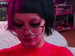 Live webcam model missromero on Soda Cams