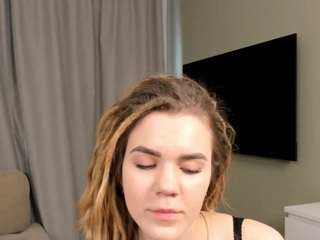 Live webcam model renatall on Soda Cams