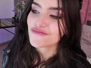 alexathaylor live cam profile