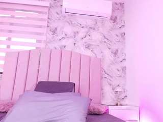 Live cam show with amy-mechelle