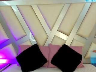 Live webcam model ashleeybell on Soda Cams