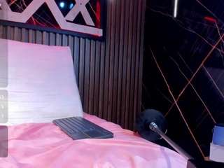 camilaparisi live webcam show