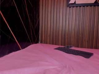 CamilaParisi live cam preview