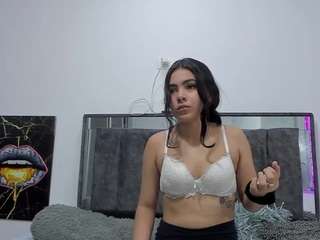 charlottealvernia webcam